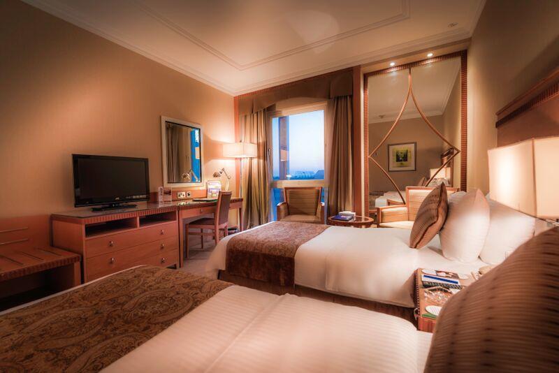 Golden Tulip Bahrain Hotel Manama Exterior foto