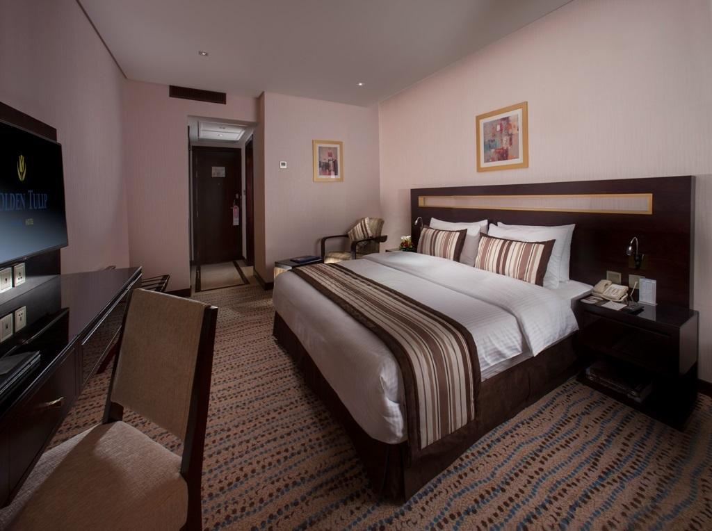 Golden Tulip Bahrain Hotel Manama Exterior foto