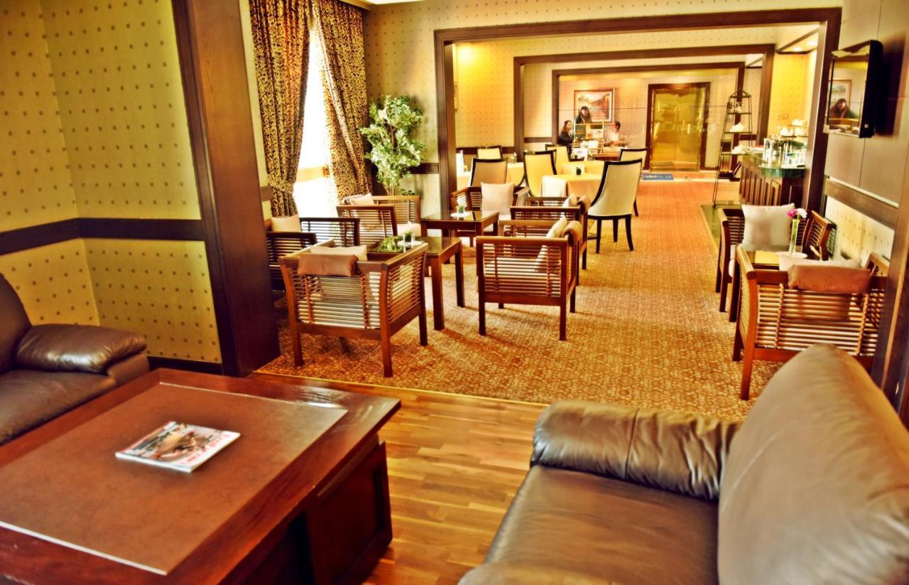 Golden Tulip Bahrain Hotel Manama Exterior foto